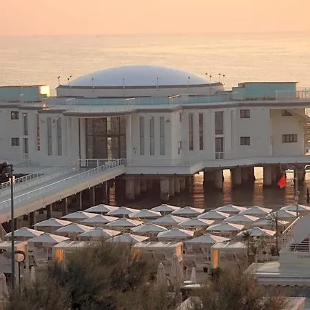 Hotel Cristallo 4*