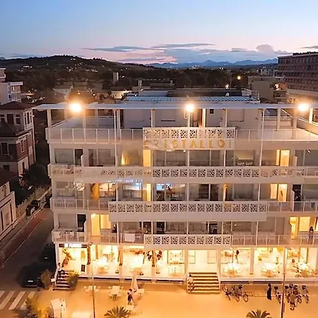 Hotel Cristallo Senigallia
