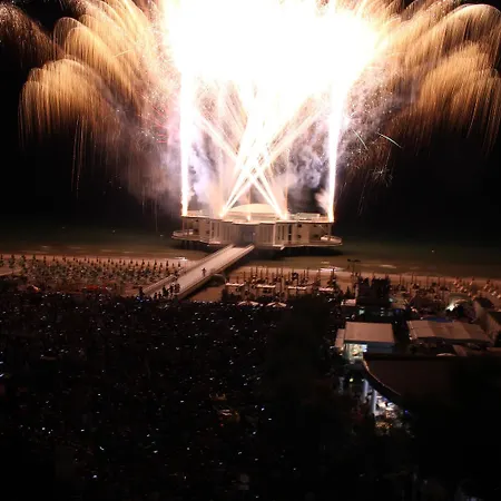 Cristallo Hotell Senigallia